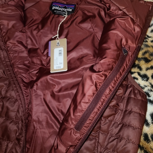 Patagonia Vest - Picture 4 of 16